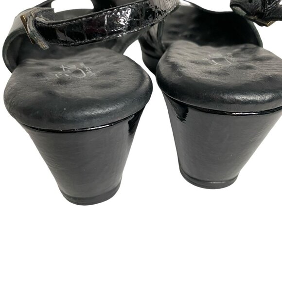 Walking Cradle NWOB Elites Black Patent Open Toe Slingback Sandal Size 10 1/2/W - Picture 8 of 9